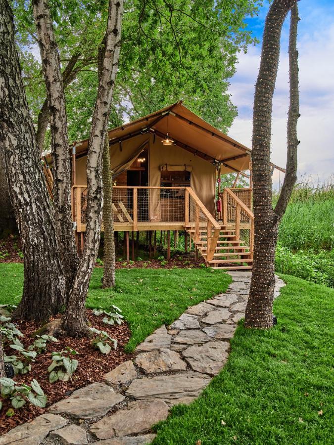Zatoria Luxury Glamping Zator Hotell Eksteriør bilde