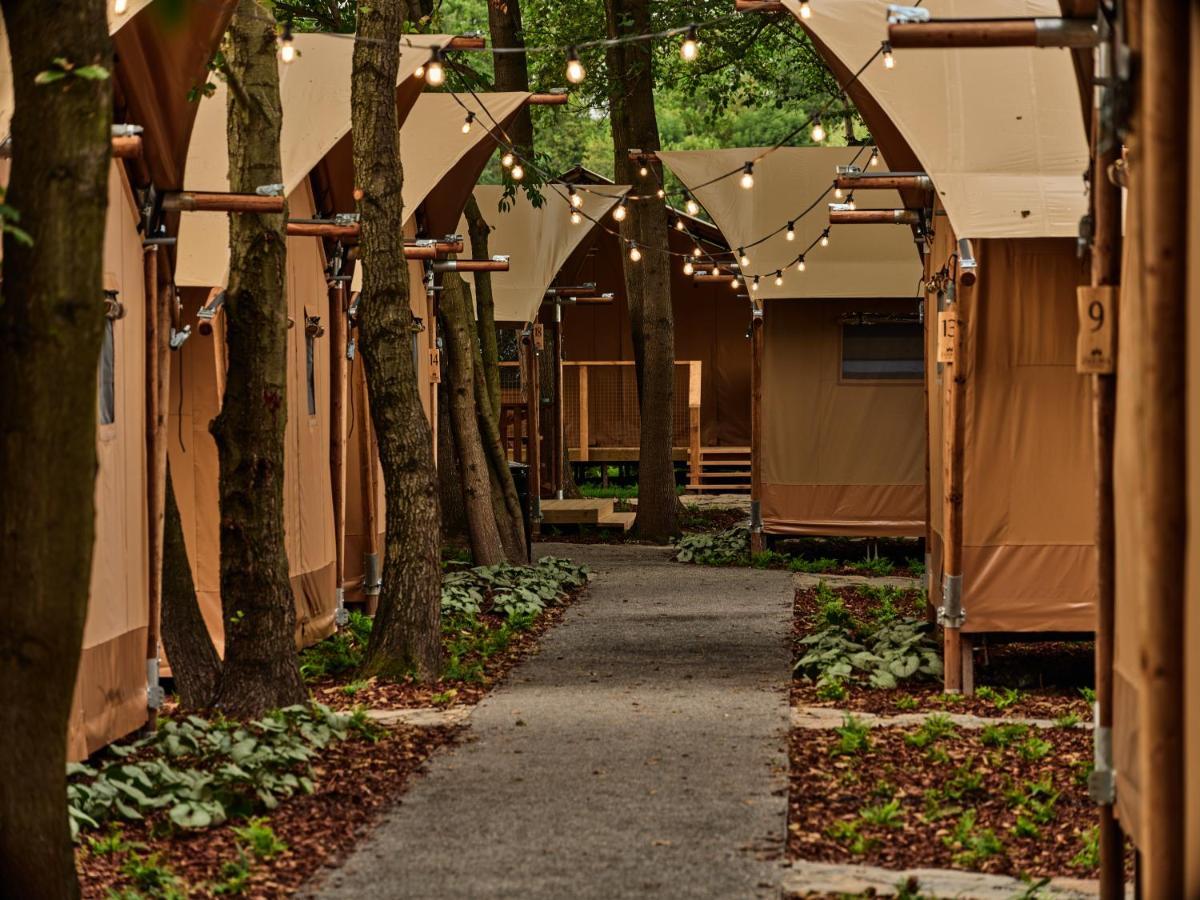 Zatoria Luxury Glamping Zator Hotell Eksteriør bilde